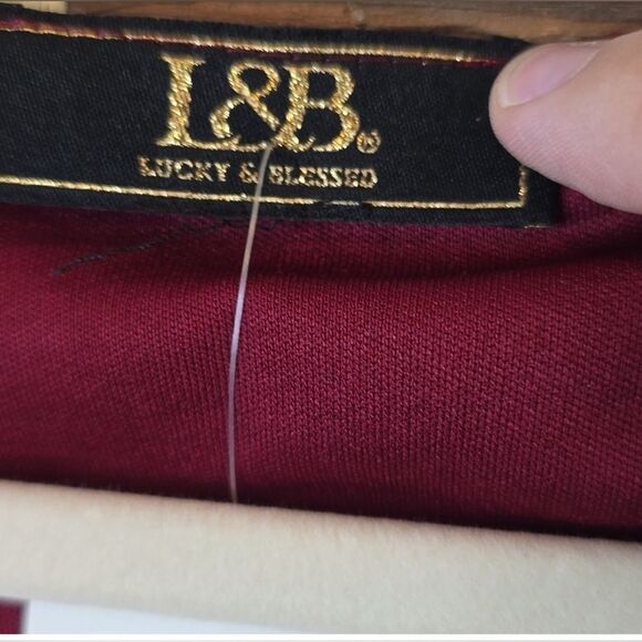L&B WOMENS LaceTop WITH LINING Burgundy 2X NWT - Picture 3 of 4